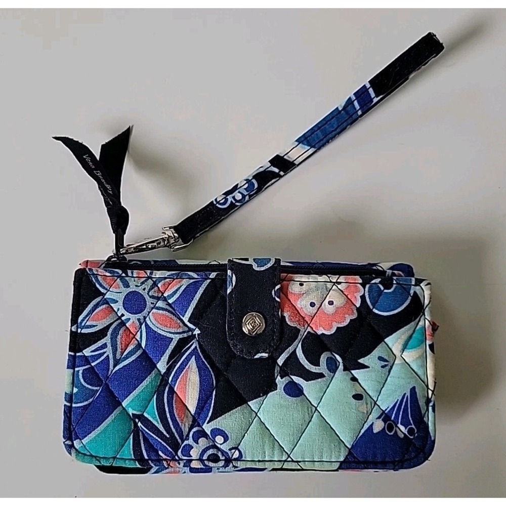 Vera Bradley‎ Lotus Flower Swirl Wristlet Wallet Convertible Quilted RFID